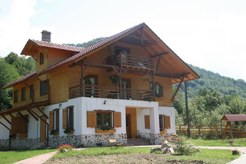 Gasthaus Maria Borlova Luaran gambar